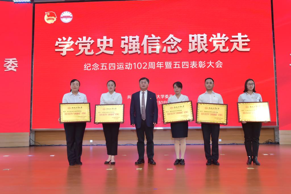 国产精品人人妻人人爽9区